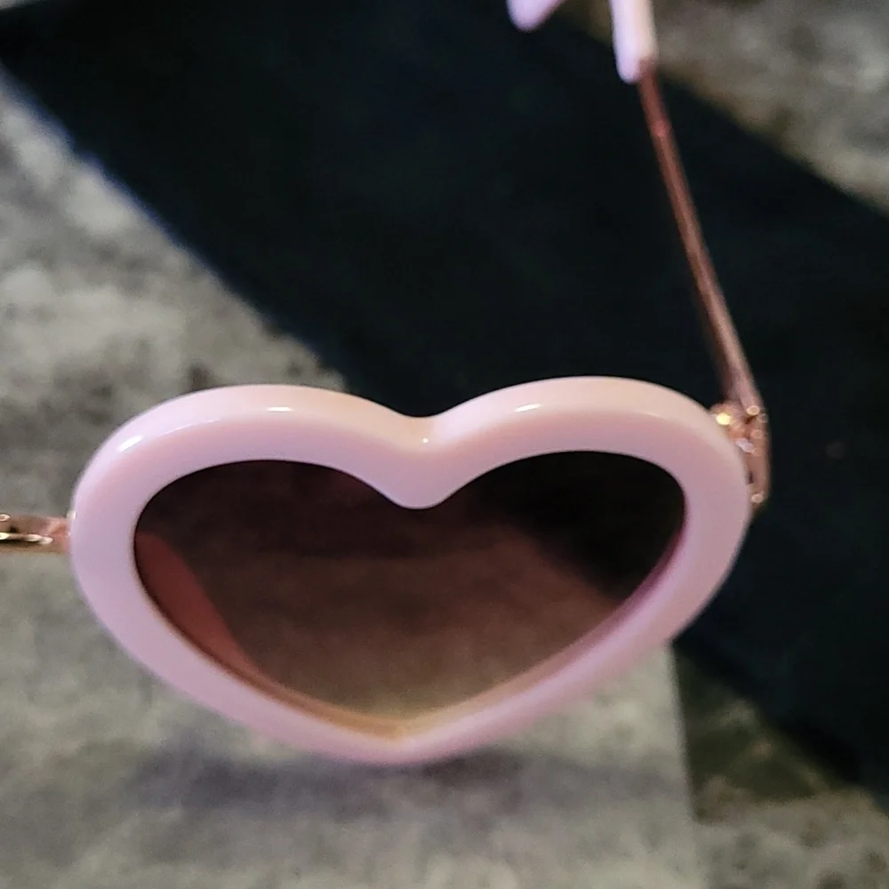 Girls Heart Sunglasses with case Price Firm